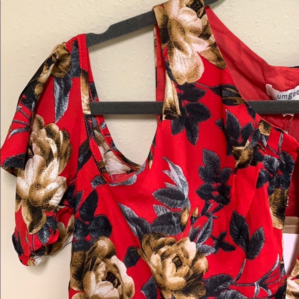 NWT! Umgee Red Cold Shoulder Floral Print Dress - Picture 3 of 8